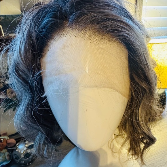 IM Style Old Money Wavy Blonde and Brown Hair Wig - Picture 5 of 6